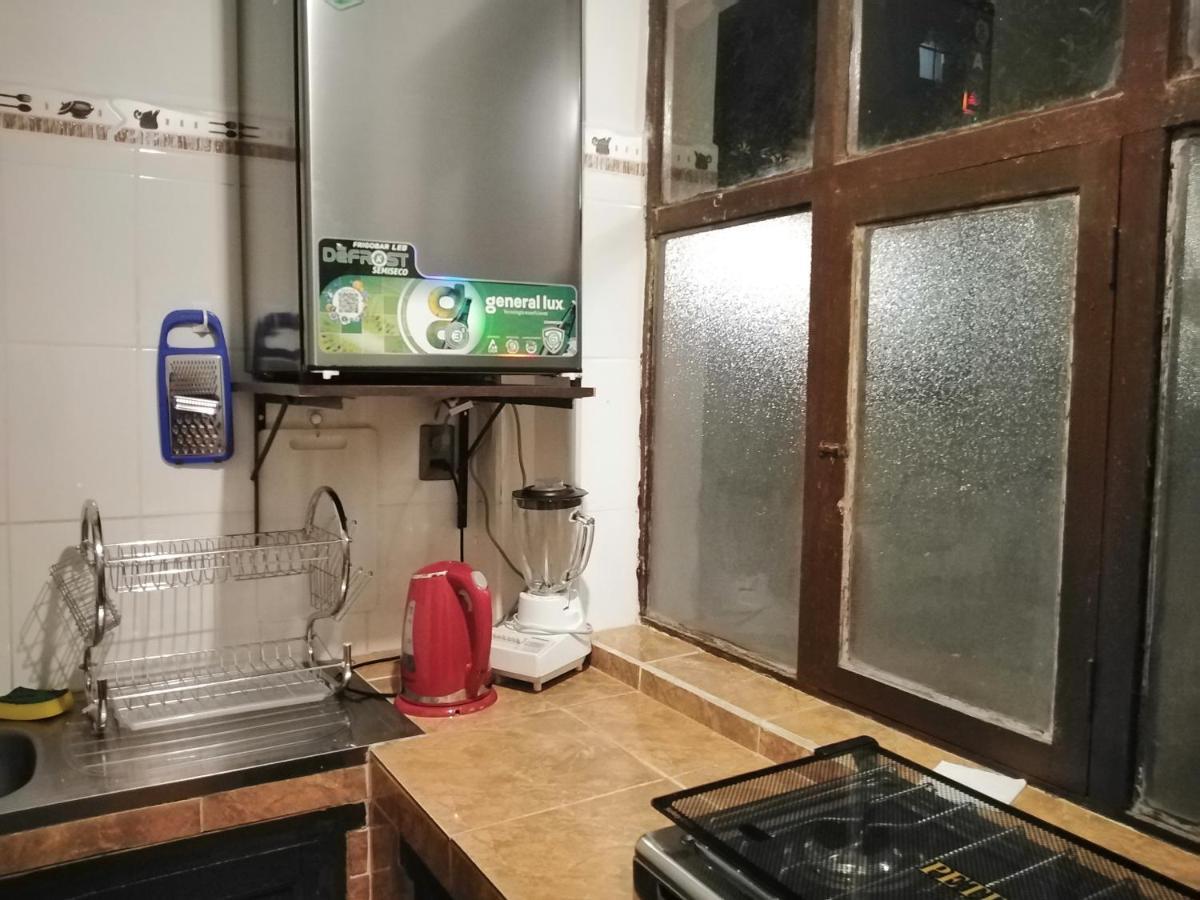Hospedaje Ajayu Сукре Экстерьер фото